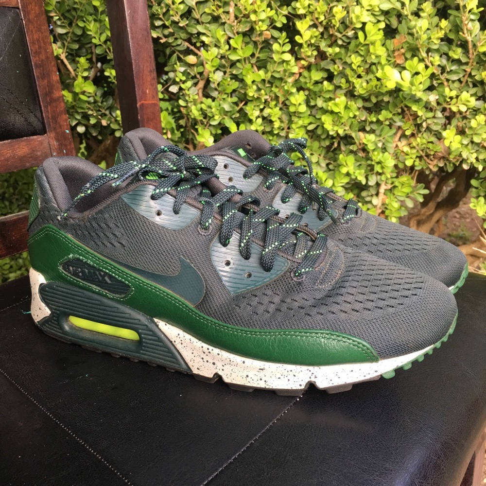 Nike Air Max 90 EM Shoes | Size 10 Seaweed